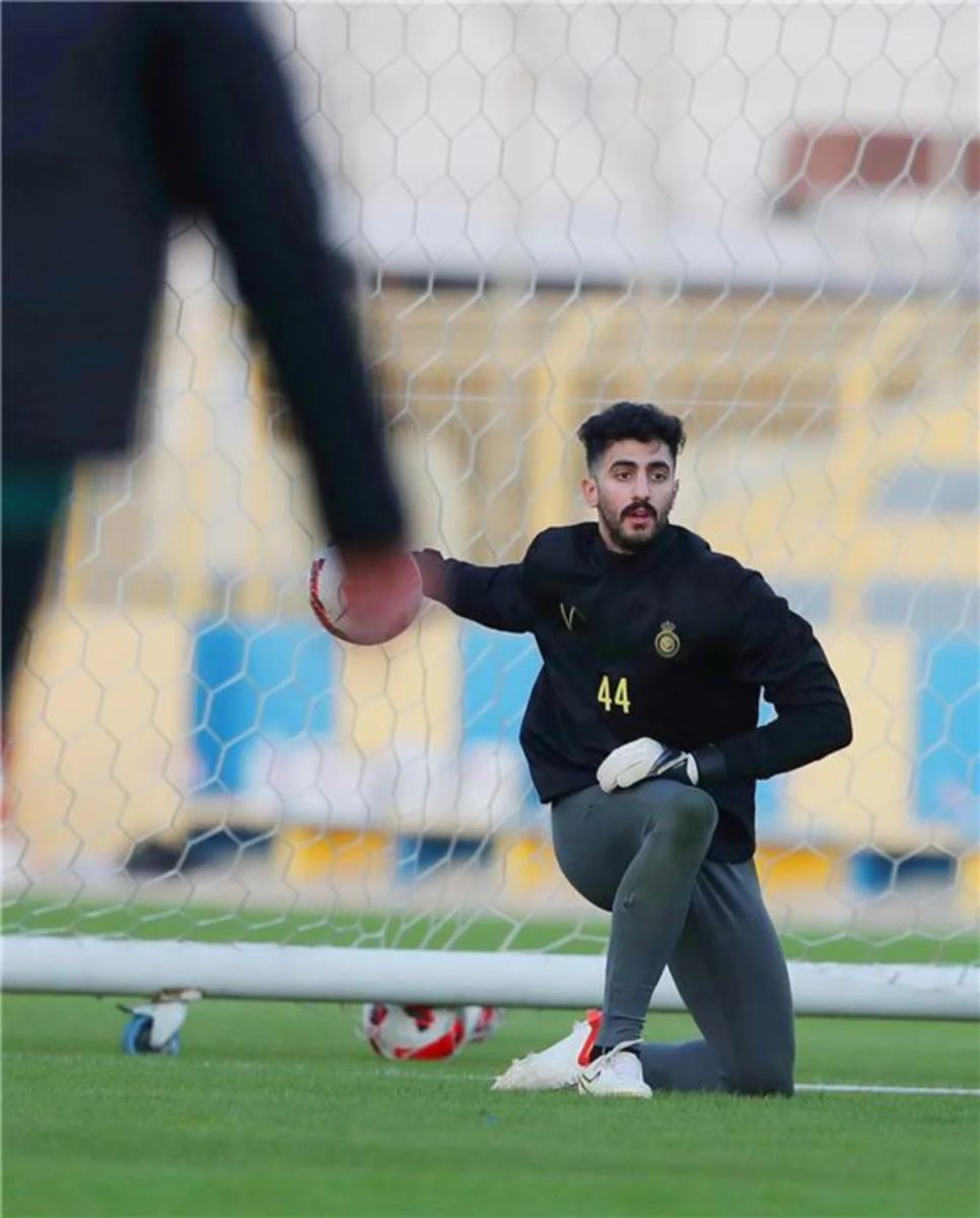 خلفيات و صور نواف العقيدي لاعب كرة القدم بجودة عالية