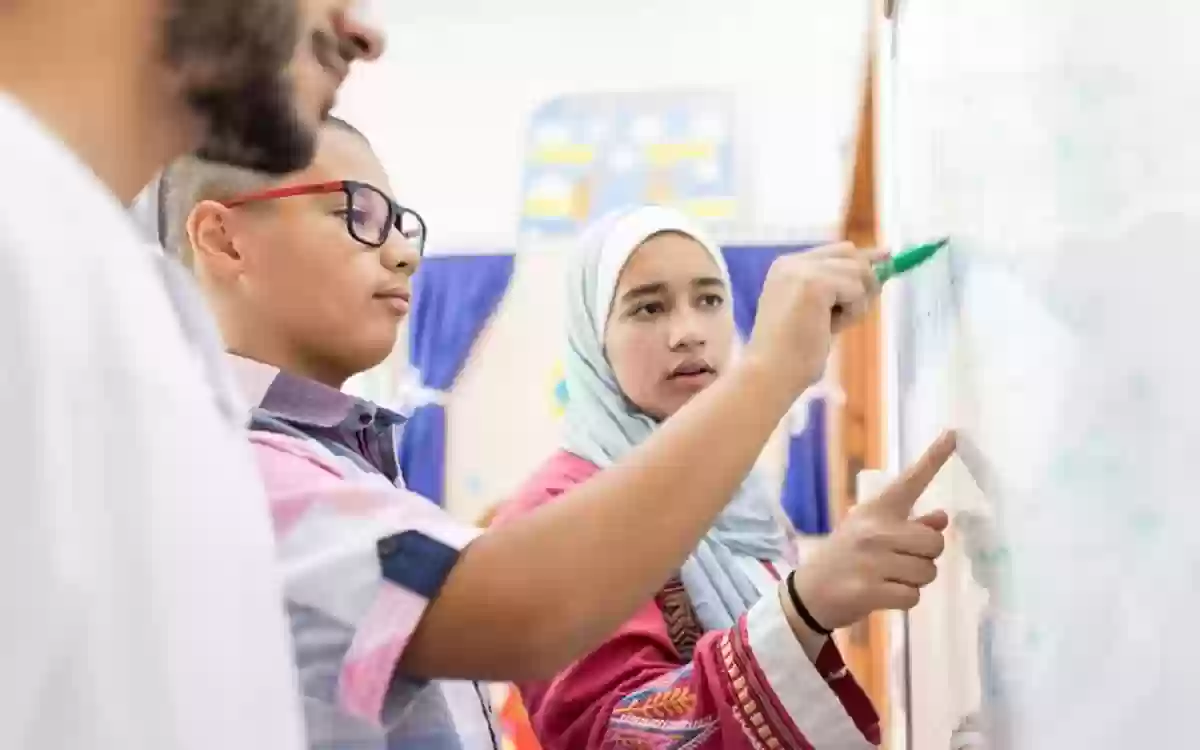 الإمارات تحتفل باليوم العالمي للمعلم 2023
