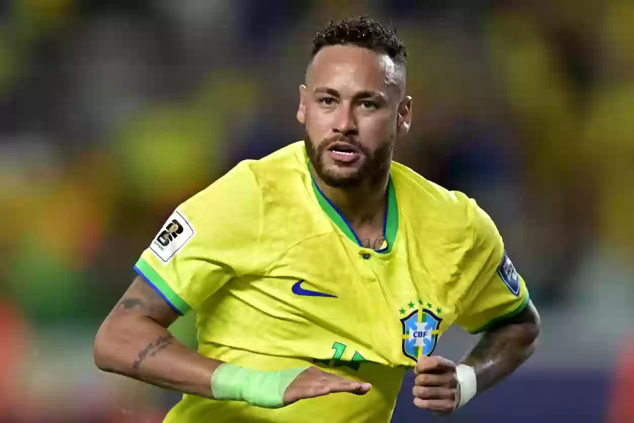 مدرب المنتخب البرازيلي ينتقد «جيسوس» رسالة حادة اللهجة لمدرب الهلال السعودي