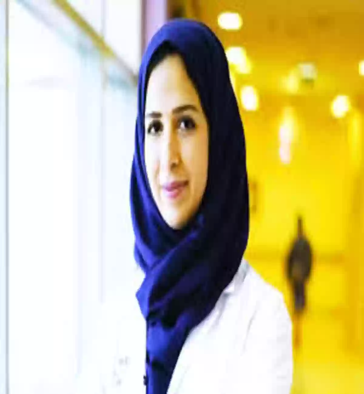 مختص أسري إماراتي