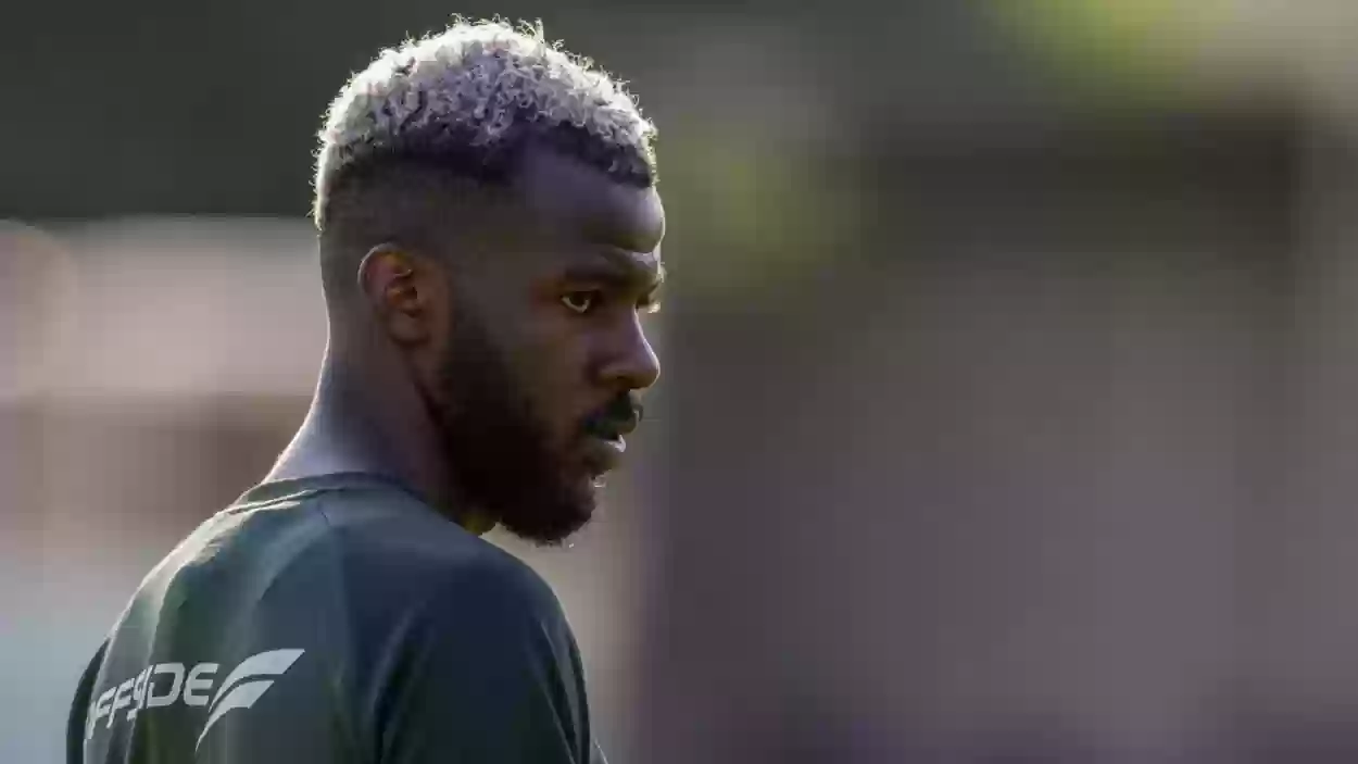 متى يفتح ملف انتقال «تمبكتي» للهلال السعودي