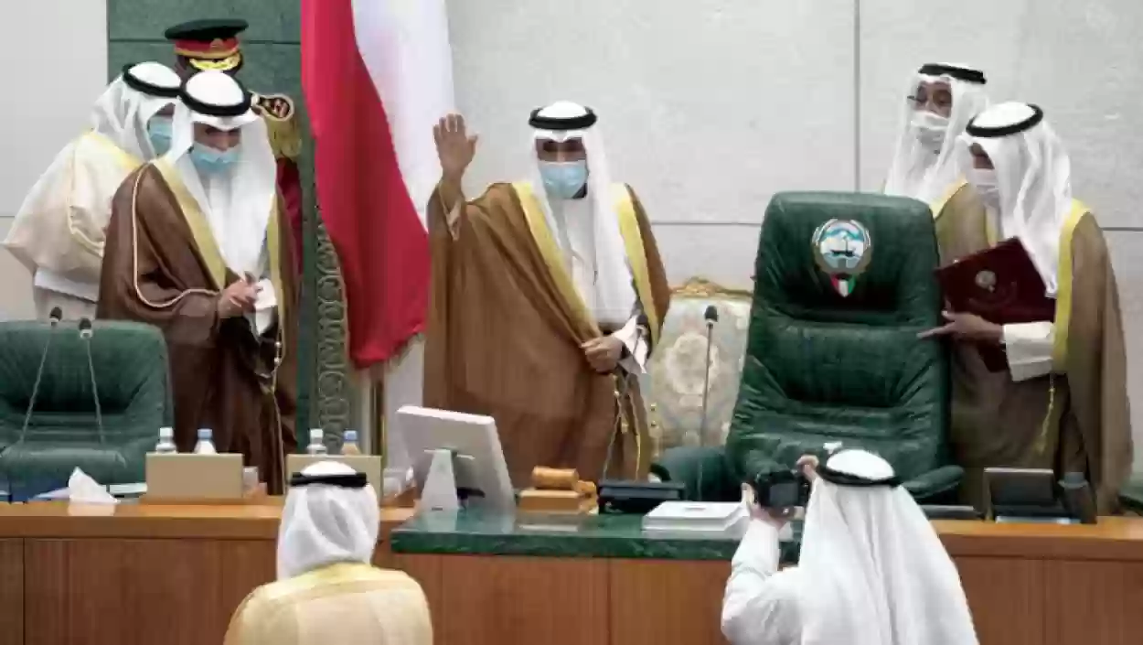 طلاب الكويت يثورون ضد جامعة الكويت وتحرك قضائي ضد الوزير