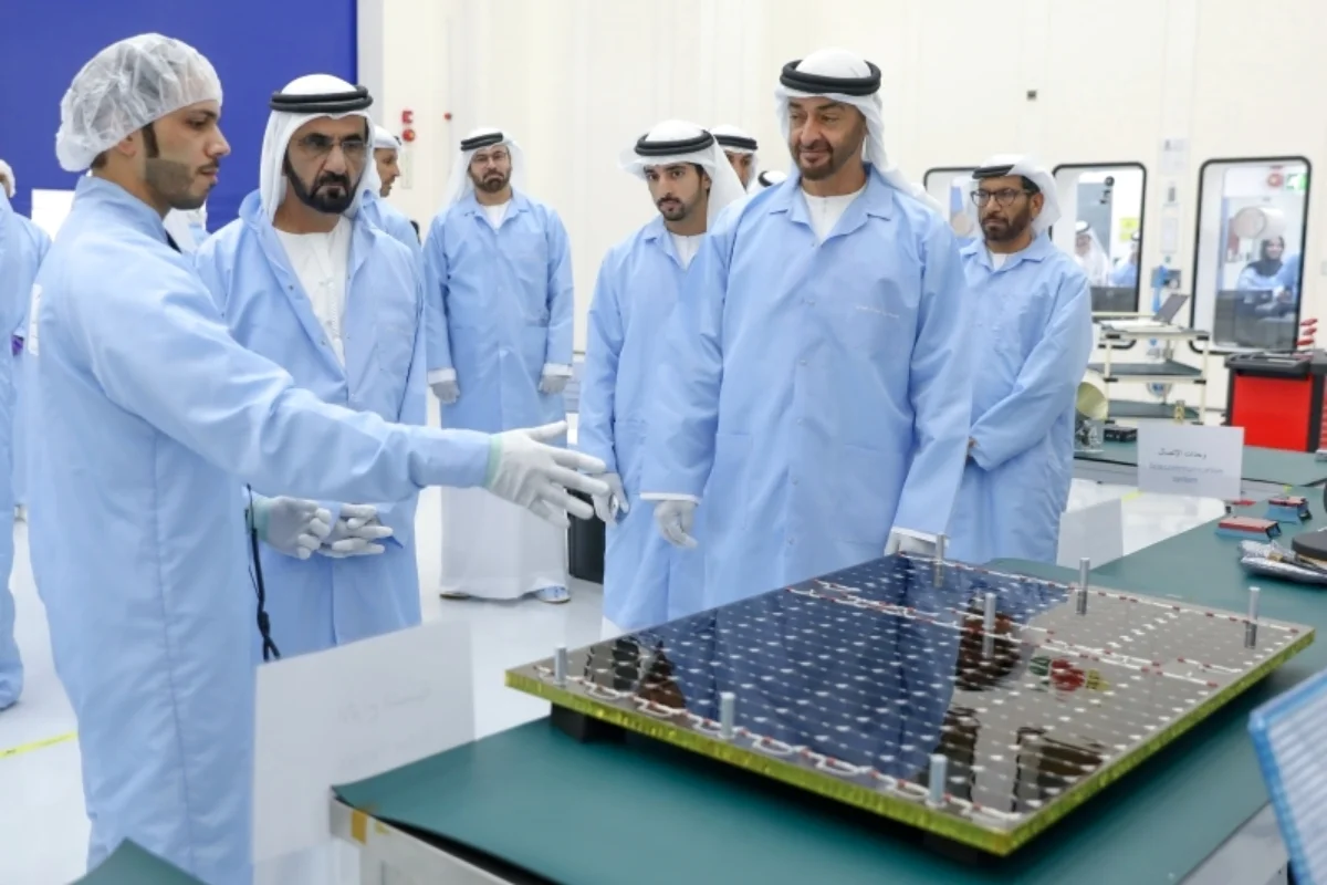 الامارات تقترب من اطلاق قمراً صناعياأ جديداً لتبثت رؤيتها المستقبليه
