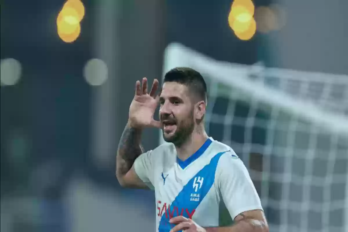 رسالة مفاجئة من ميتروفيتش للهلال