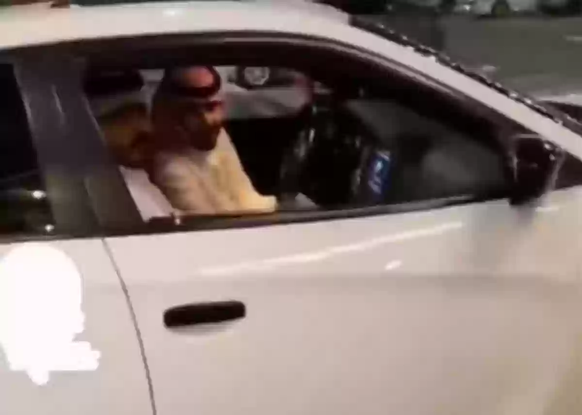 تعليق فتاة
